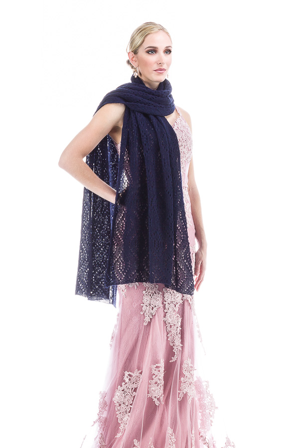 Luxury Peacock Patterned Lace Shawl Wrap - Dark Blue