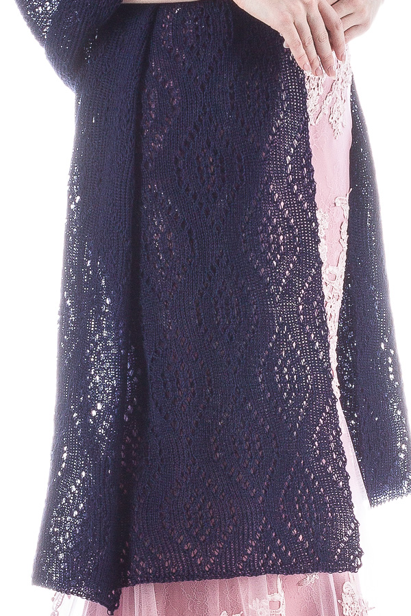 Luxury Peacock Patterned Lace Shawl Wrap - Dark Blue