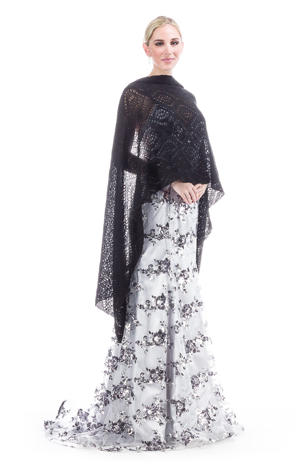 Luxury Peacock Patterned Lace Shawl Wrap - Black