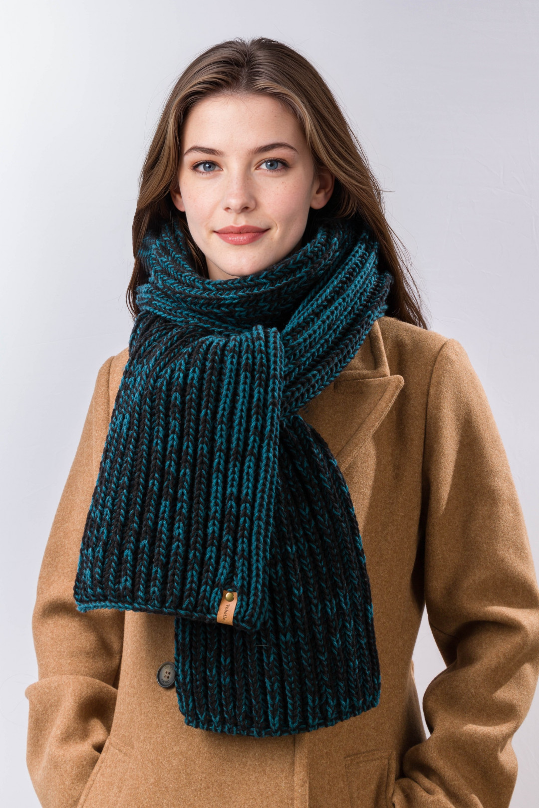 100% Merino Wool Chunky Rib Two-Tone Knit Scarf