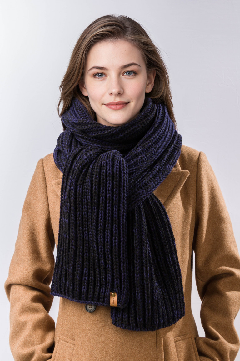 100% Merino Wool Chunky Rib Two-Tone Knit Scarf