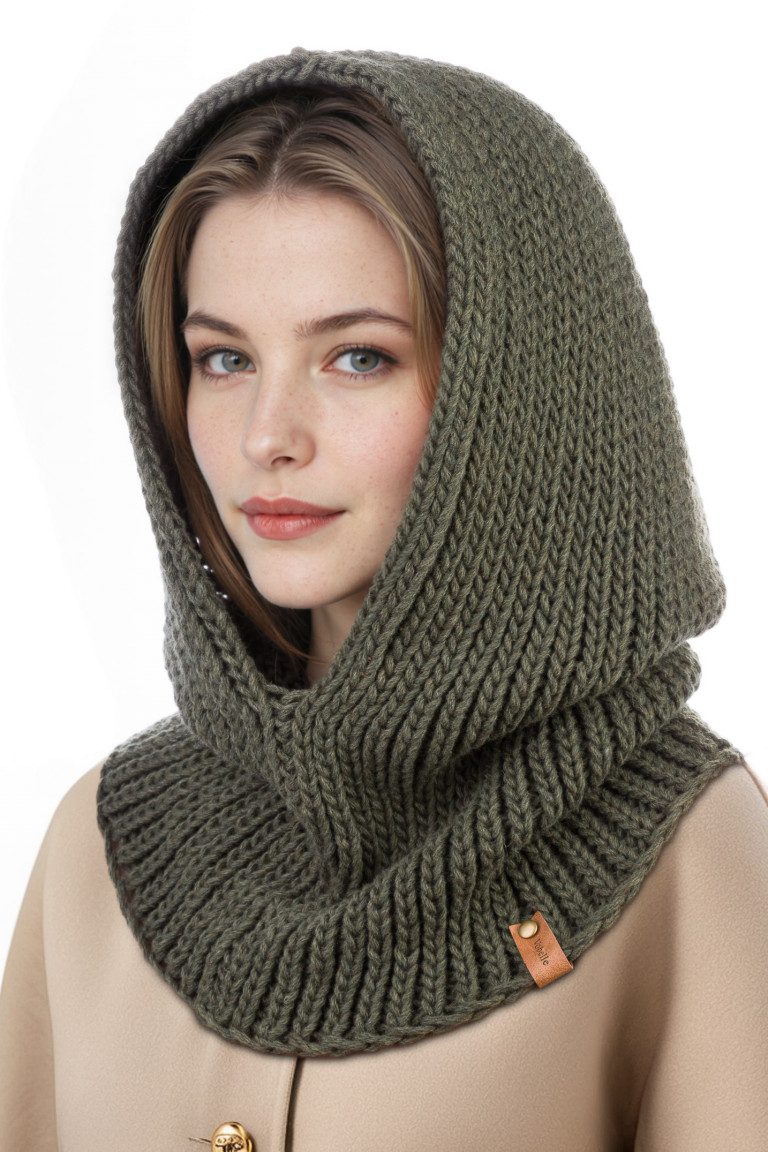 Merino Wool Chunky Knit Hood - Dark Green