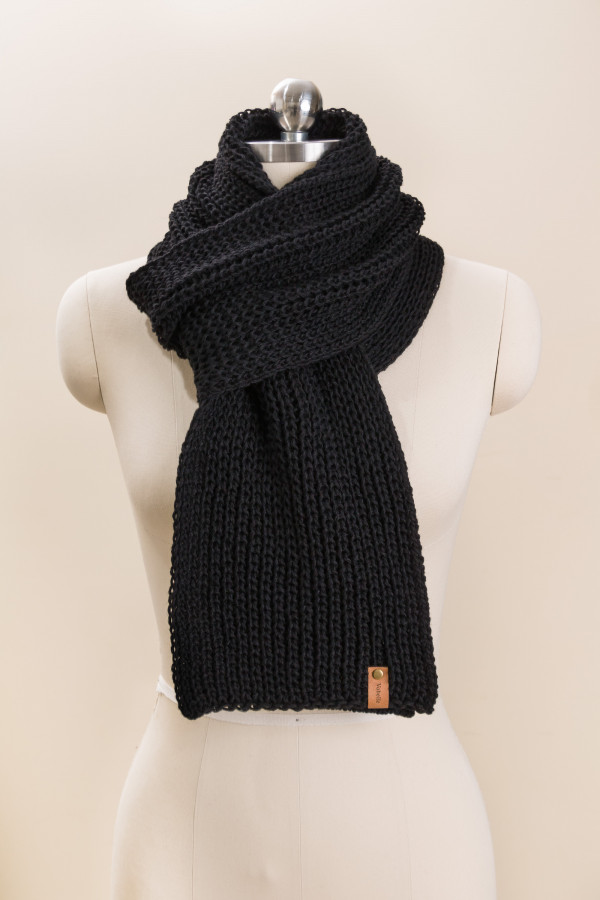 Merino Wool English Rib Chunky Knit Scarf - Black