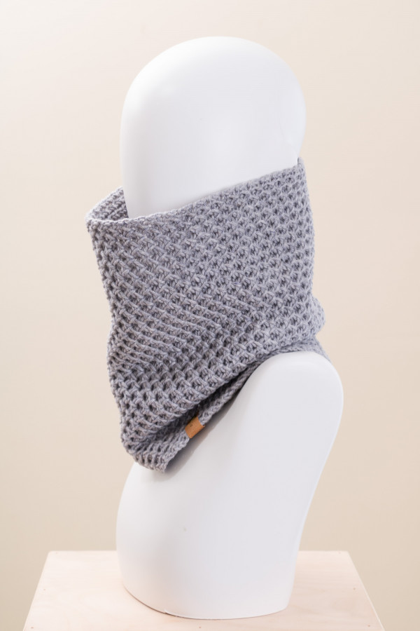 100% Merino Wool Honeycomb Stitch Knit Cowl - Light Gray