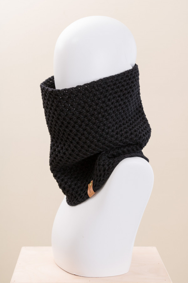 100% Merino Wool Honeycomb Stitch Knit Cowl - Black