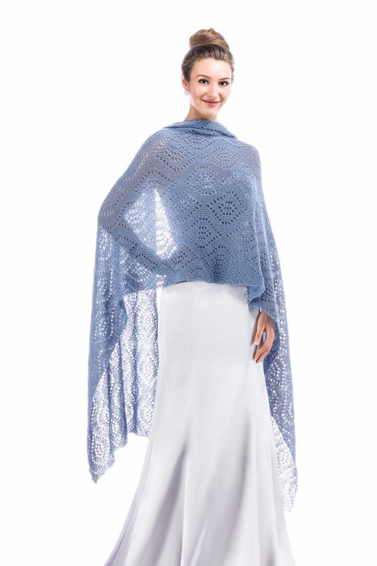 Luxury Peacock Patterned Lace Shawl Wrap - Dusty Blue